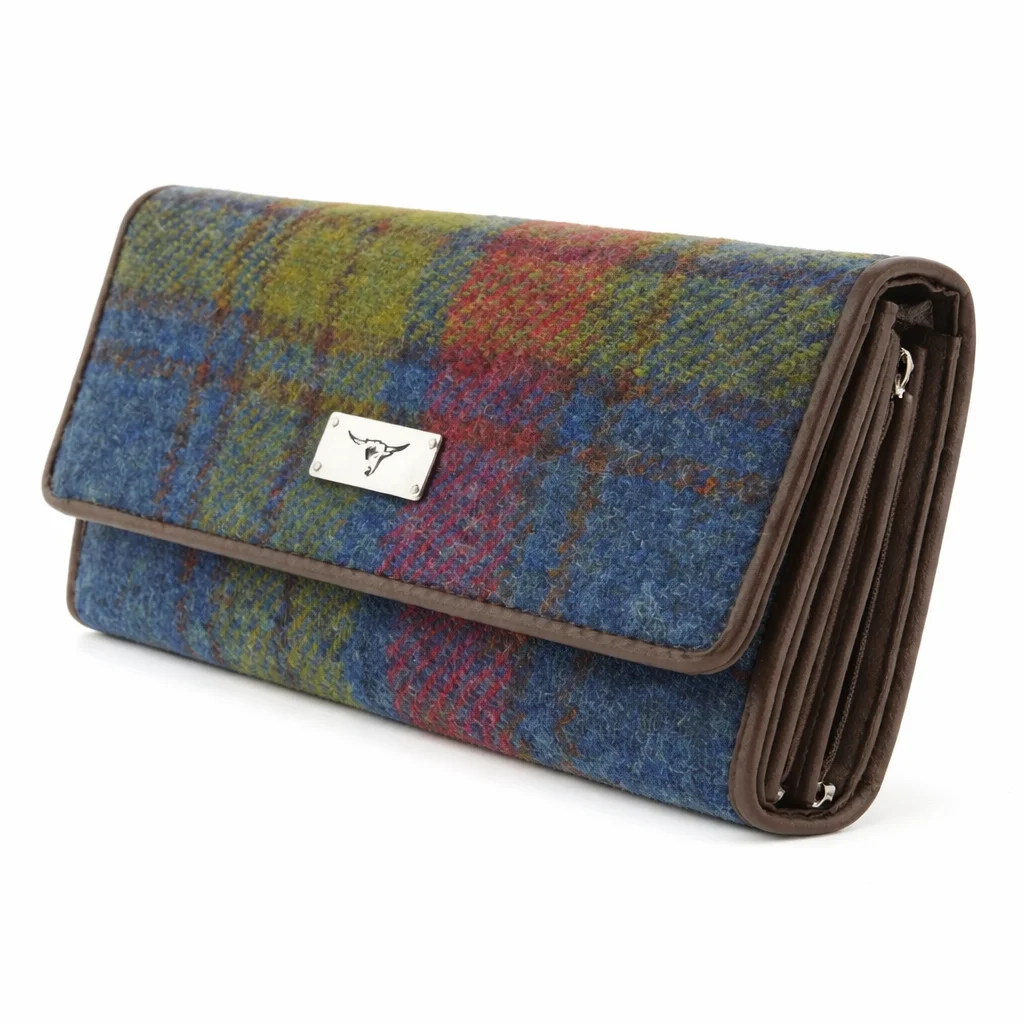 Harris Tweed Tartan Purse with ID Window – Zip Wallet with Card Slots & Coin Pouch - Image 7 | CeltHaus