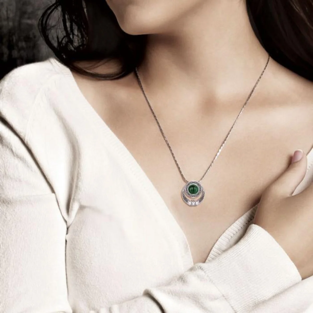Irish Claddagh Silver Pendant with Emerald Gem | Meaningful Irish Jewelry - Image 2 | CeltHaus
