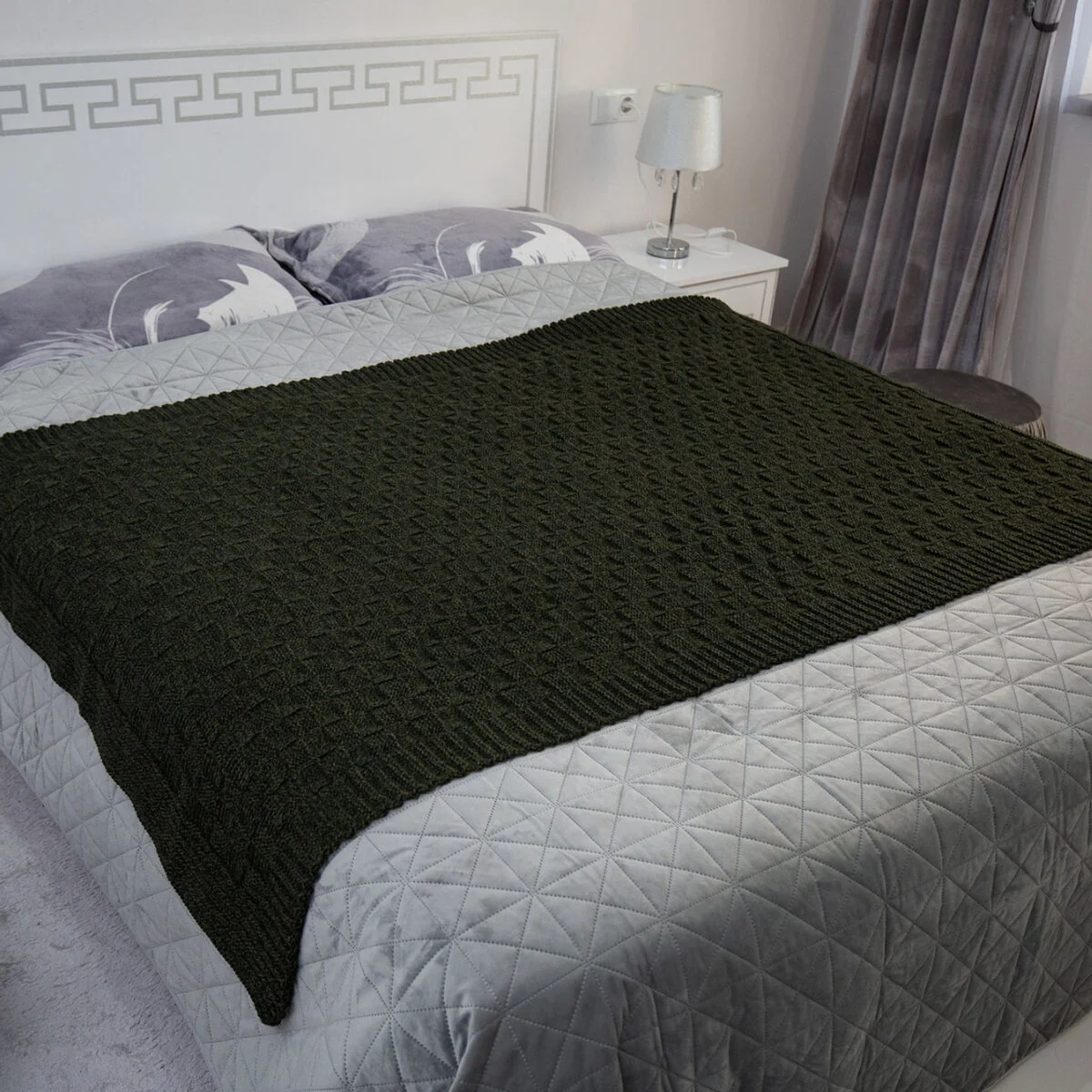 Irish Fisherman Aran Wool Throw Blanket – Basket Stitch Celtic Decor - Image 6 | CeltHaus