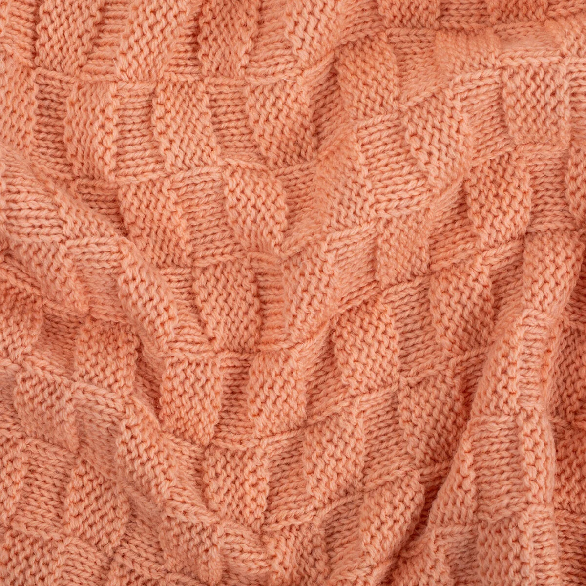Irish Fisherman Aran Wool Throw Blanket – Basket Stitch Celtic Decor - Image 9 | CeltHaus
